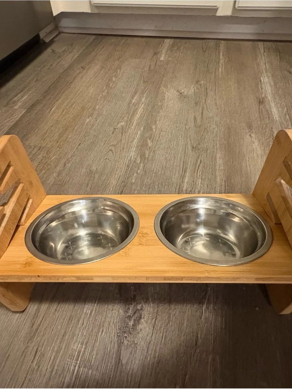 Wooden Elevated Double Pet Bowl Stand with Stainless Steel Dishes